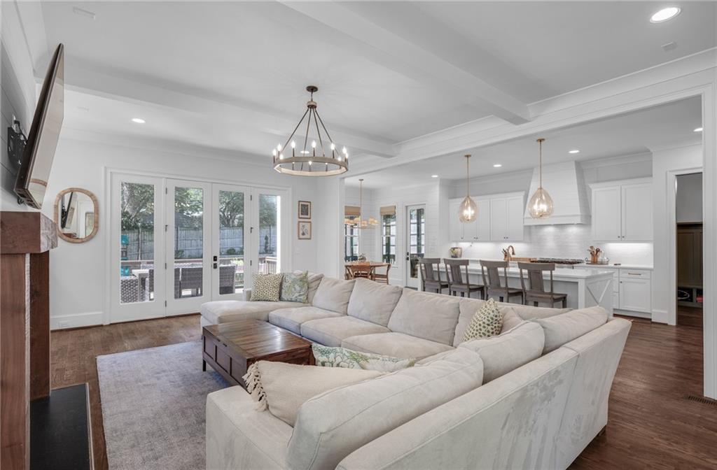2986 Surrey Lane