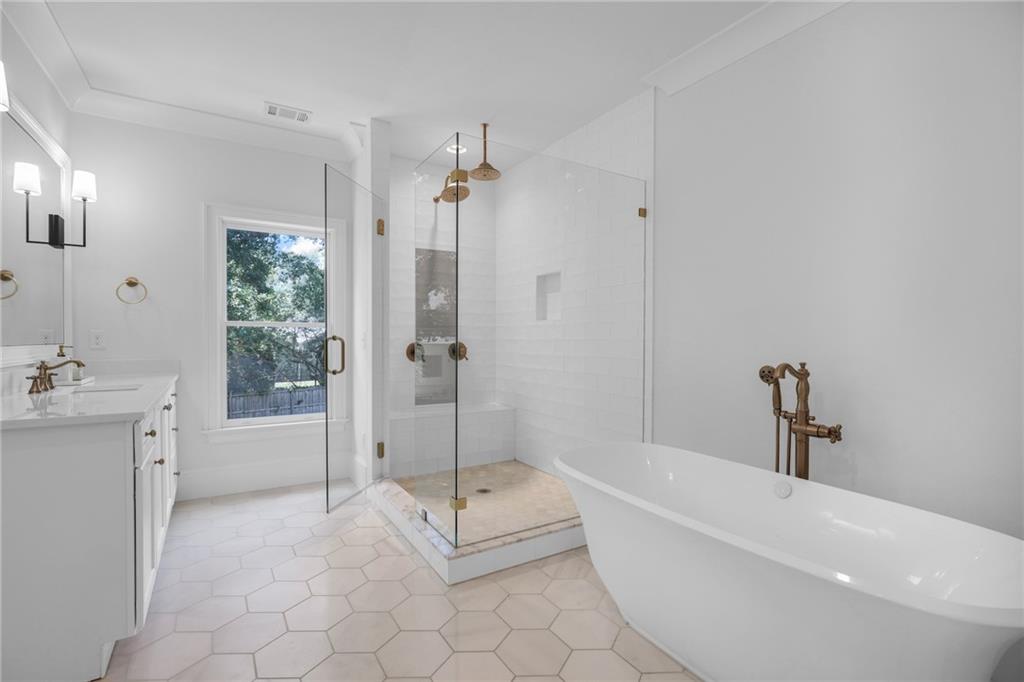 2986 Surrey Lane