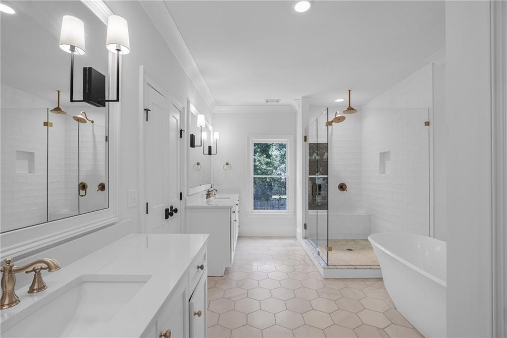 2986 Surrey Lane