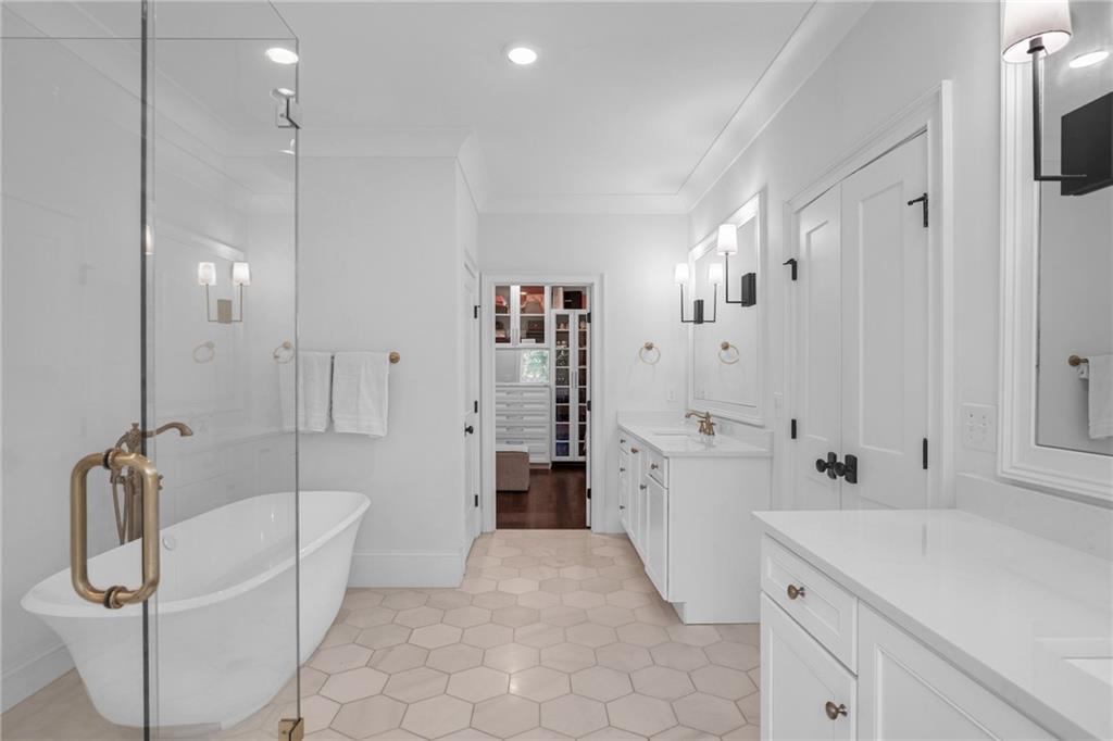 2986 Surrey Lane