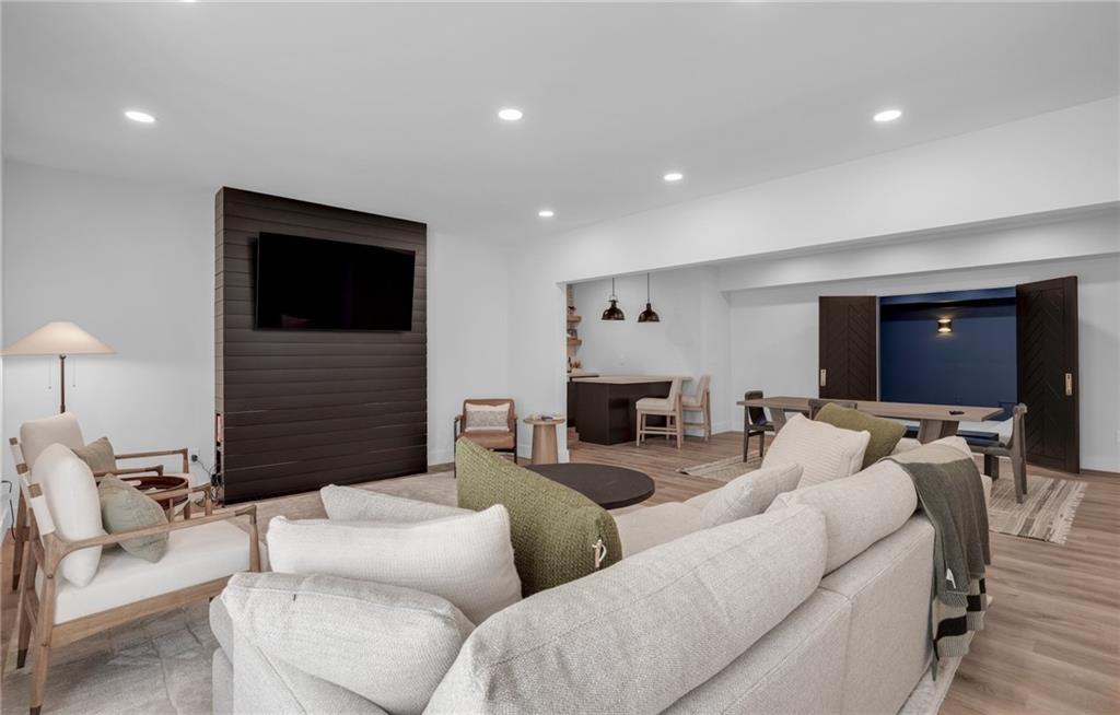 2986 Surrey Lane
