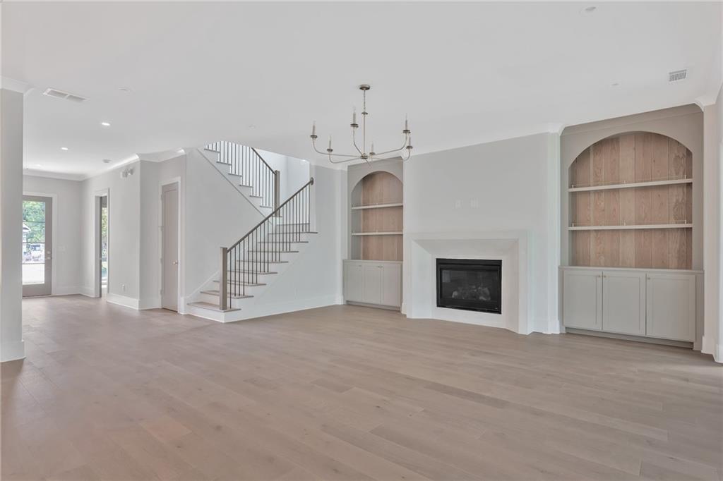 3465 Hildon Circle