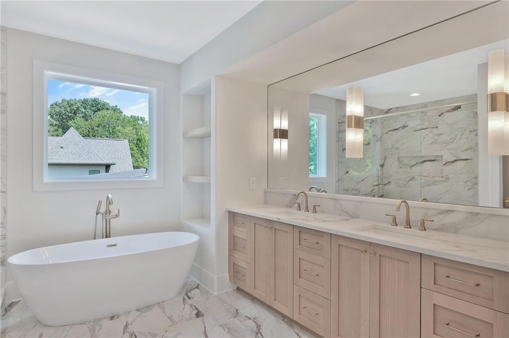 3465 Hildon Circle
