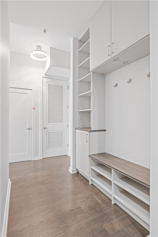 1418 Dresden Drive NE Unit 300