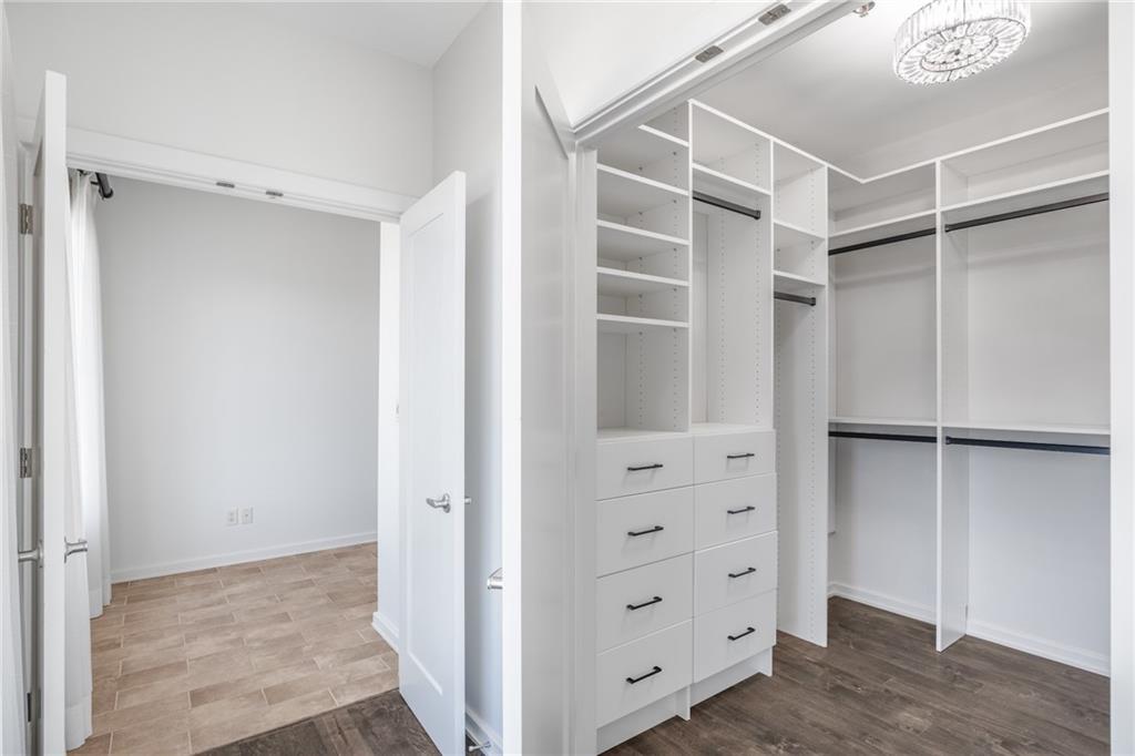 1418 Dresden Drive NE Unit 300