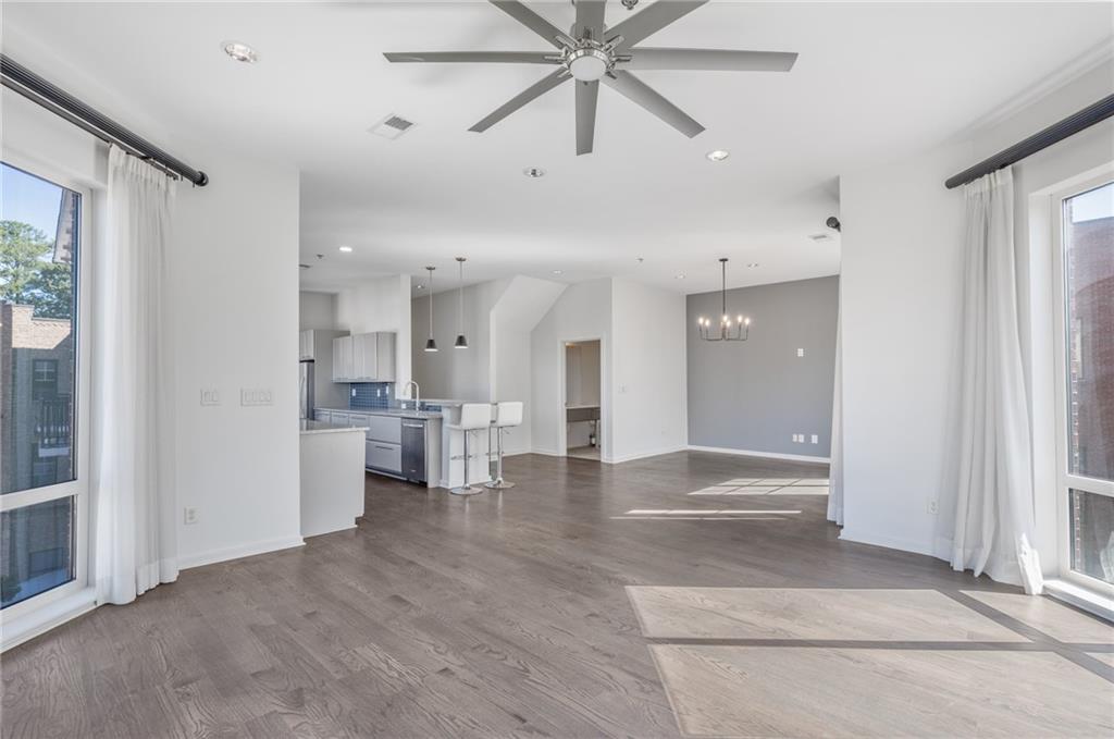 1418 Dresden Drive NE Unit 300