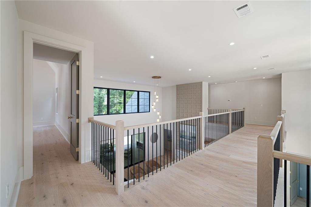 4901 Cambridge Drive