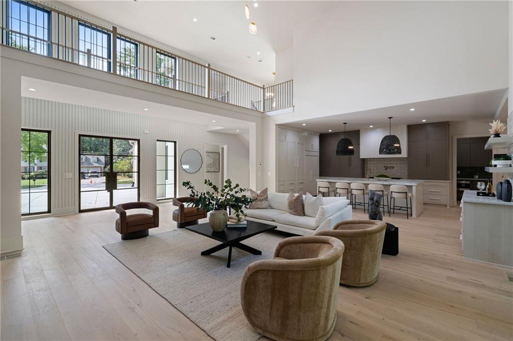 4901 Cambridge Drive