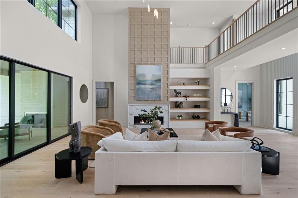 4901 Cambridge Drive