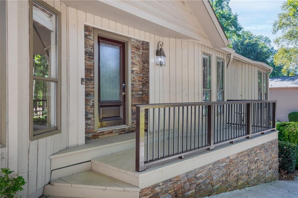 3370 Indian Hills Drive