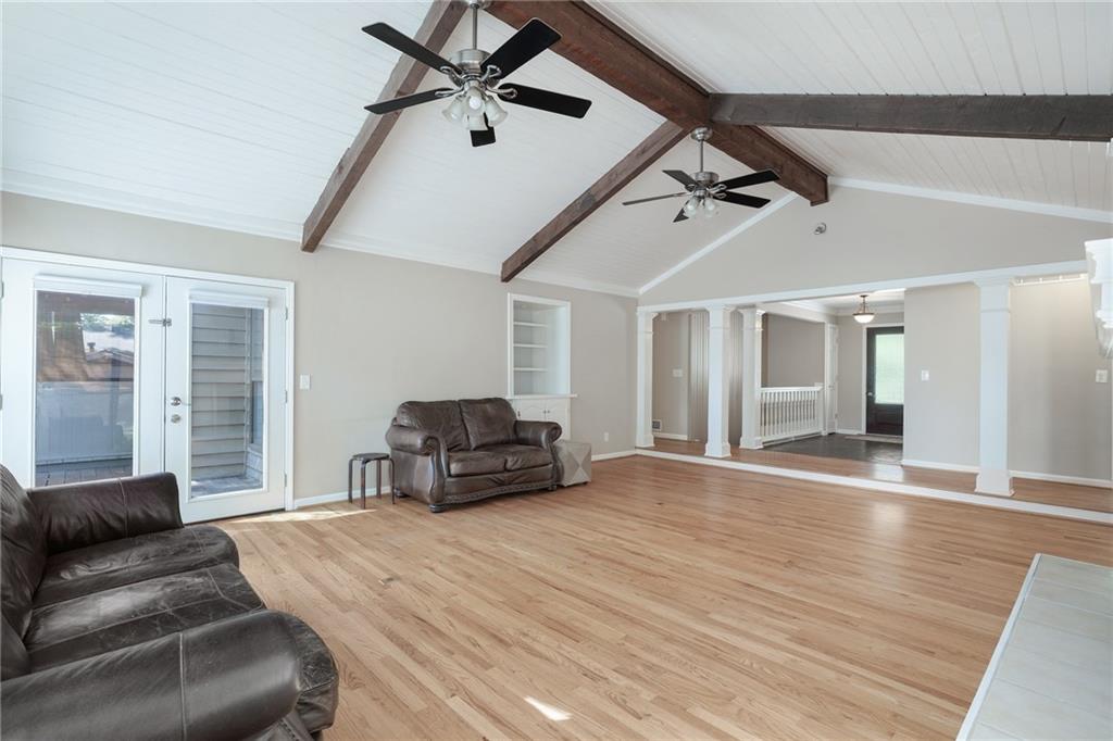 3370 Indian Hills Drive