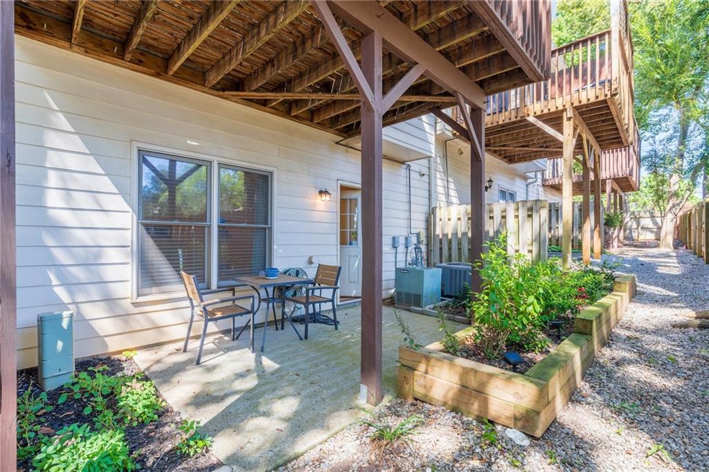 2144 Briarwood Bluff NE
