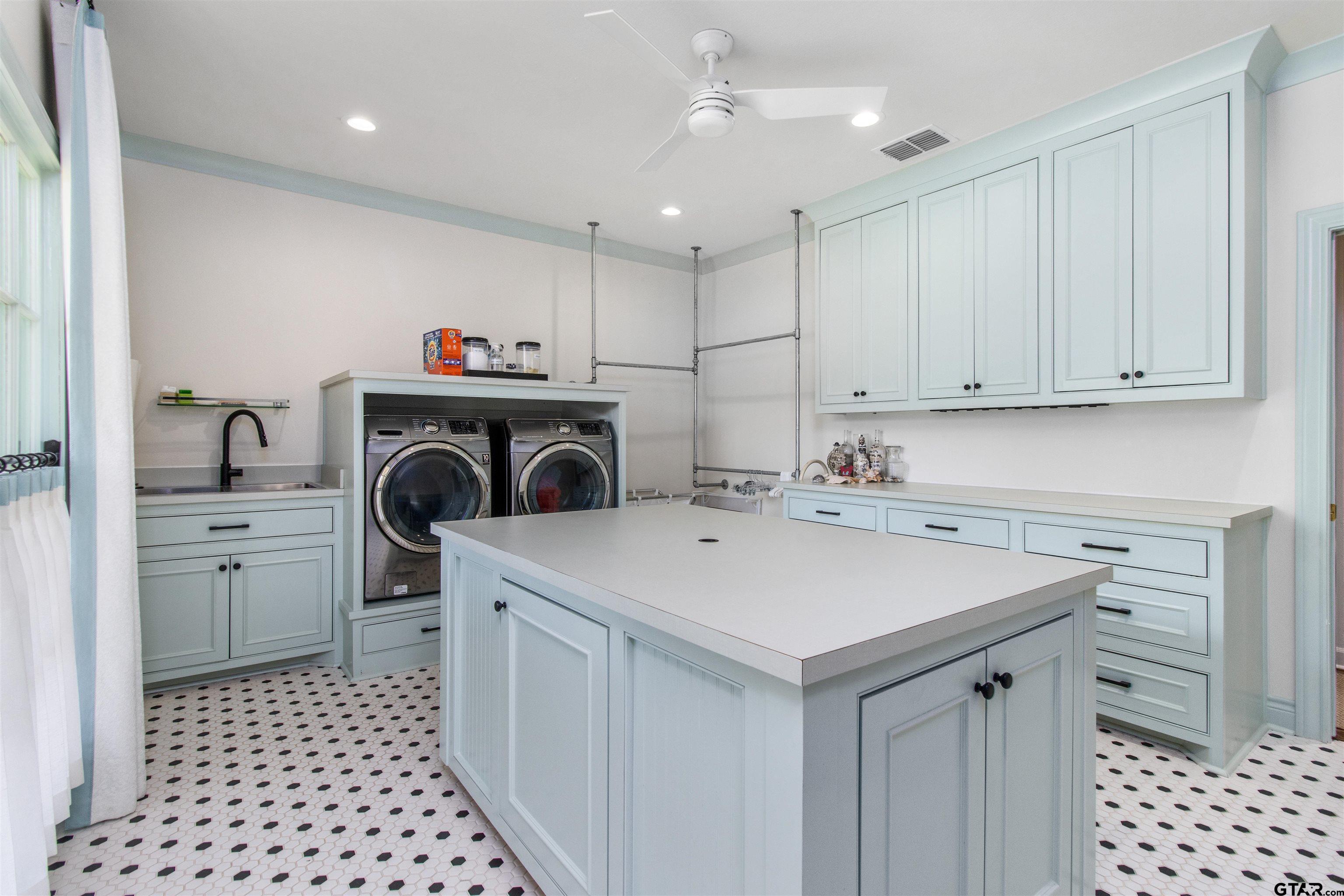 711 Gabriel Drive