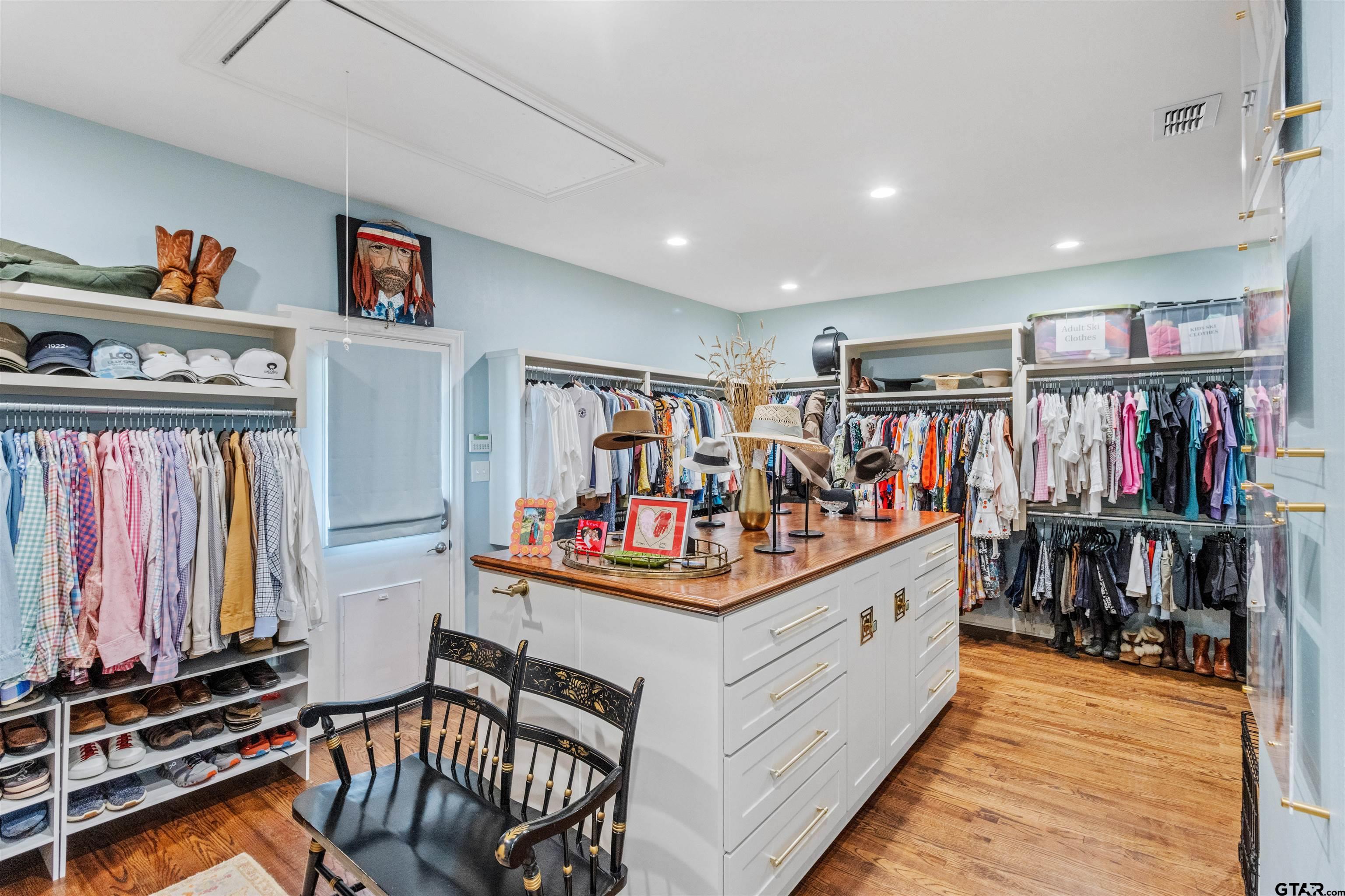 711 Gabriel Drive