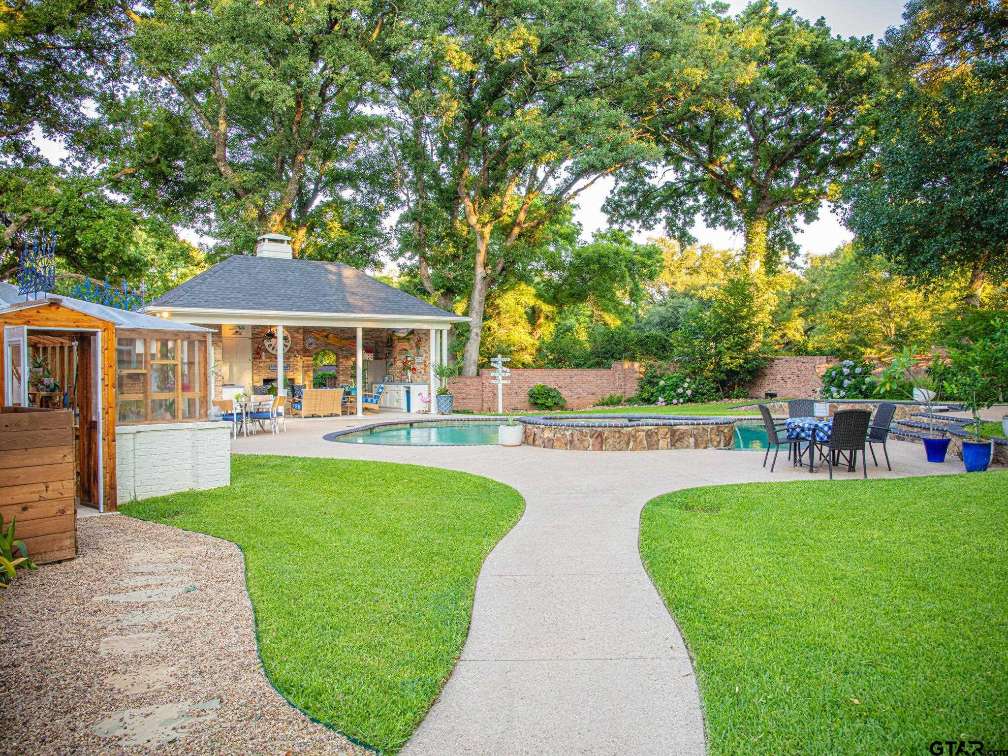 711 Gabriel Drive