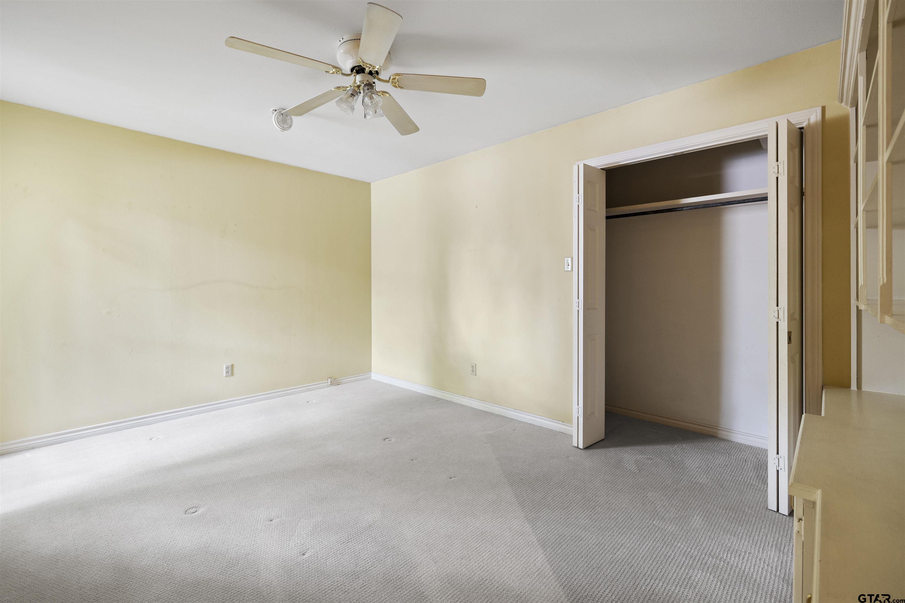 842 Ashford Ct