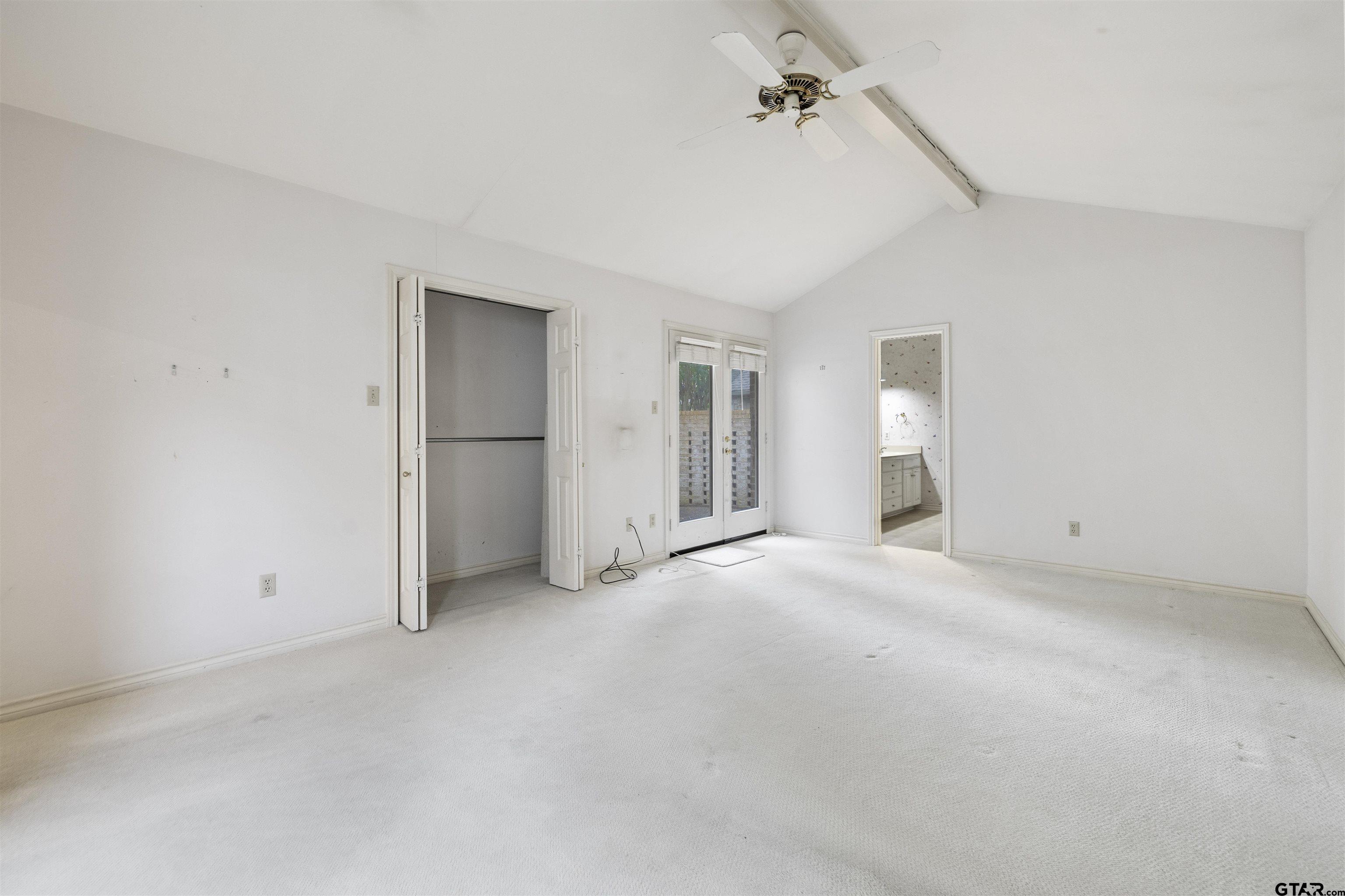 842 Ashford Ct