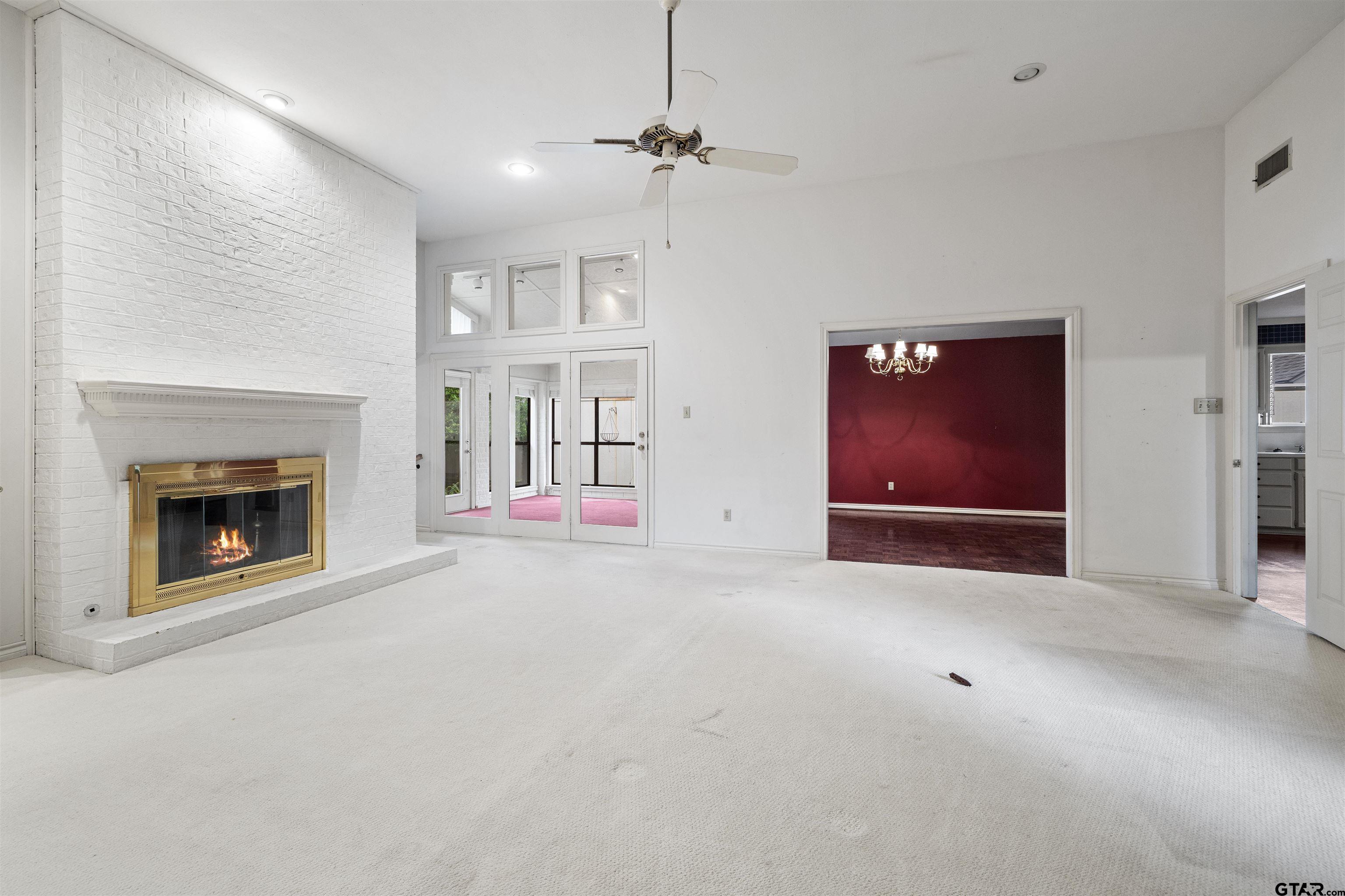 842 Ashford Ct