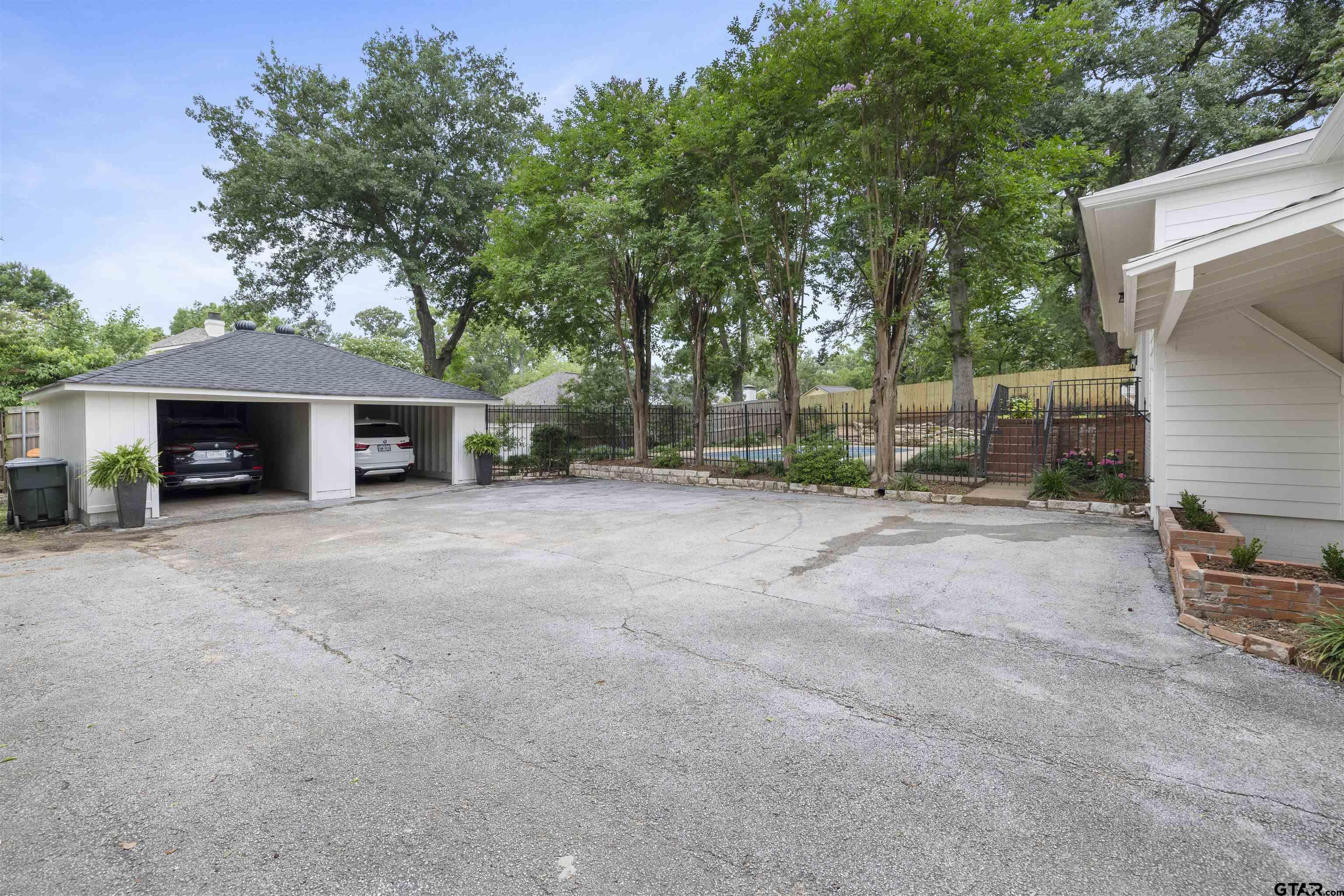 2417 Old Bullard Rd