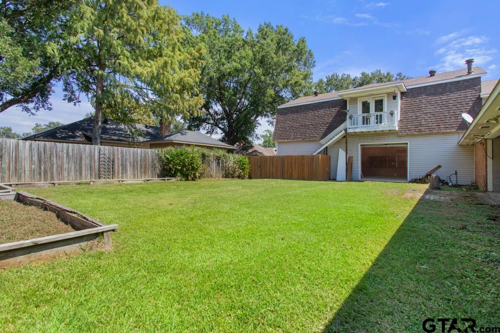 601 Charmwood
