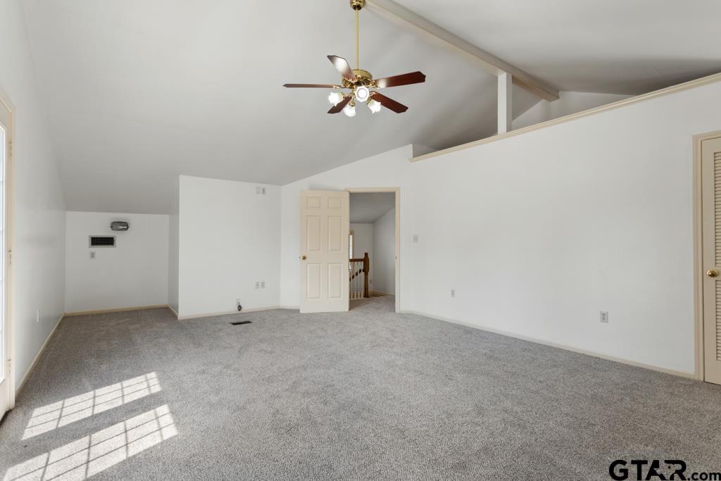 601 Charmwood