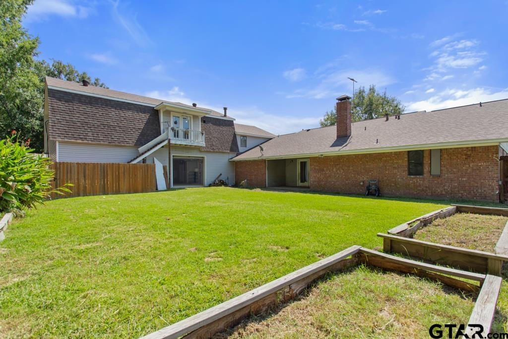 601 Charmwood