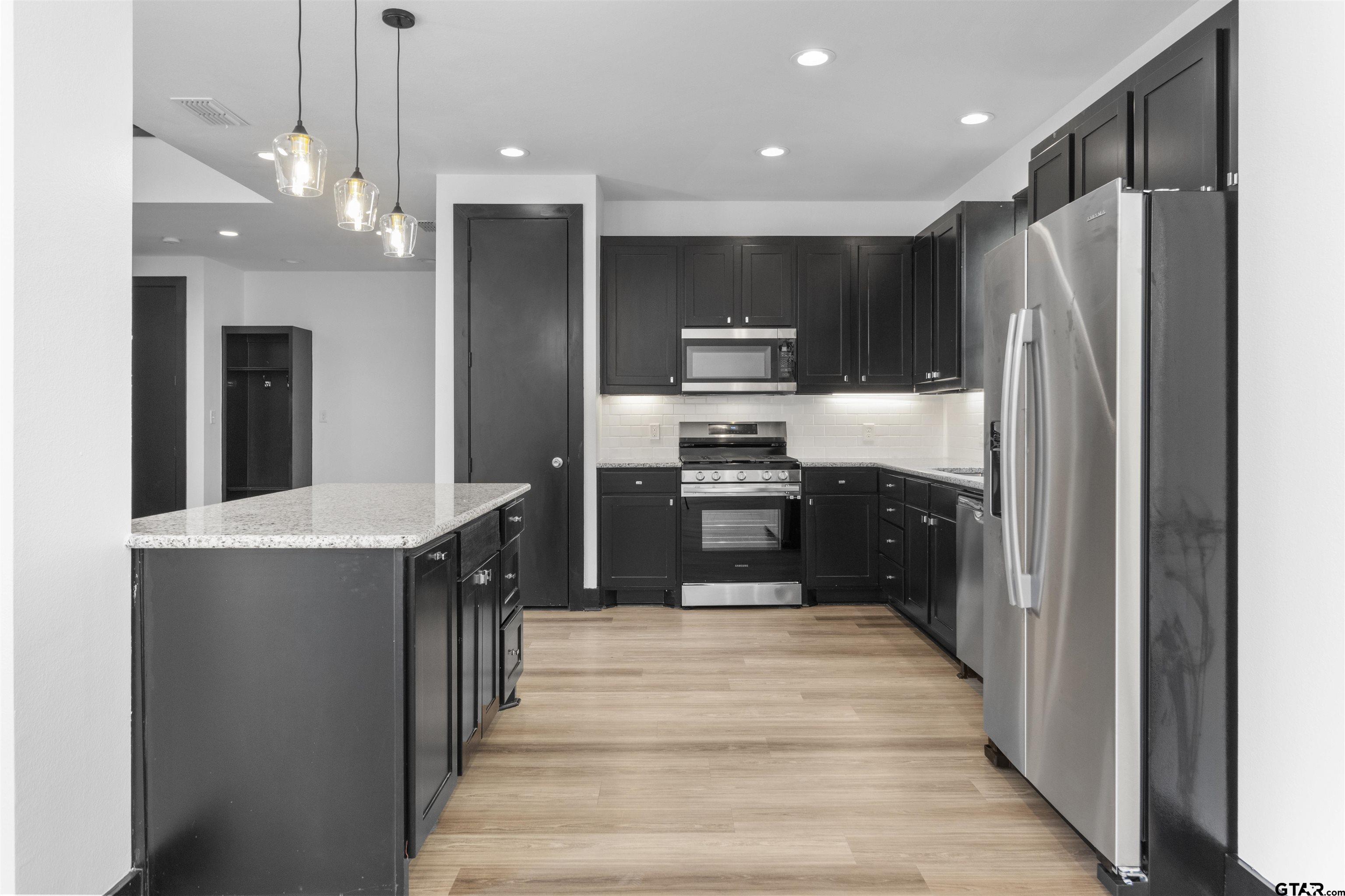 1212 Centennial Trail