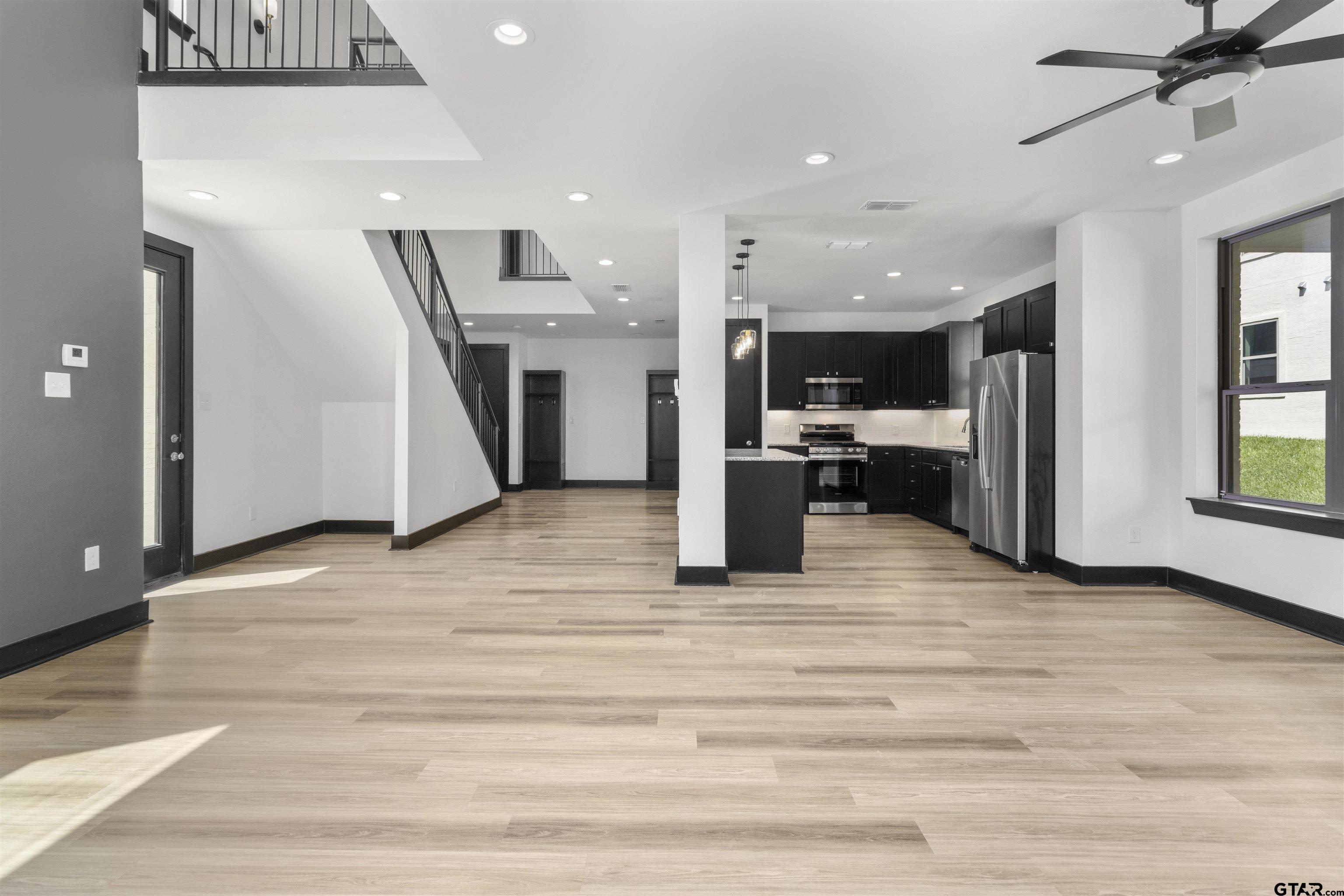 1212 Centennial Trail
