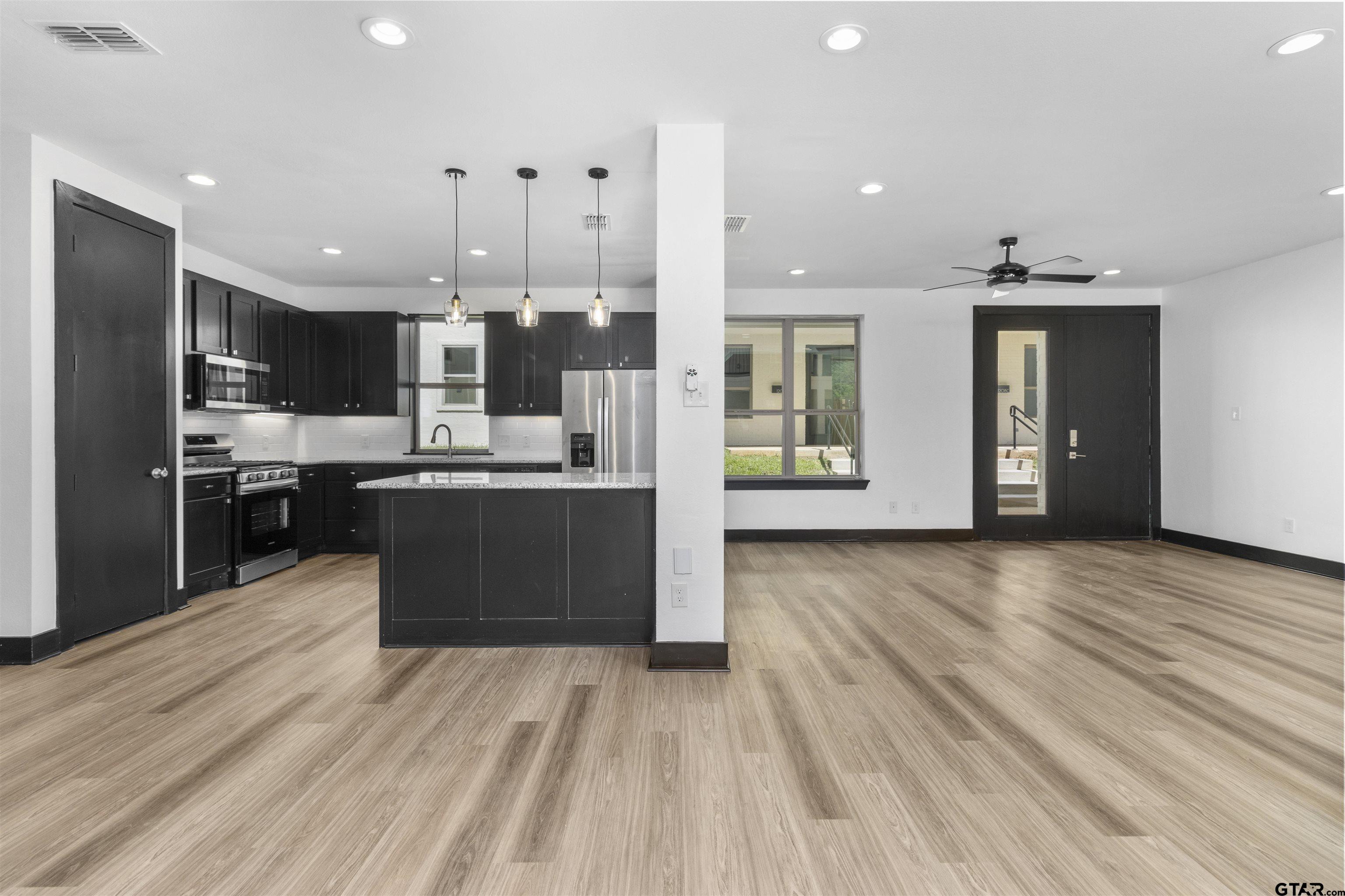 1212 Centennial Trail