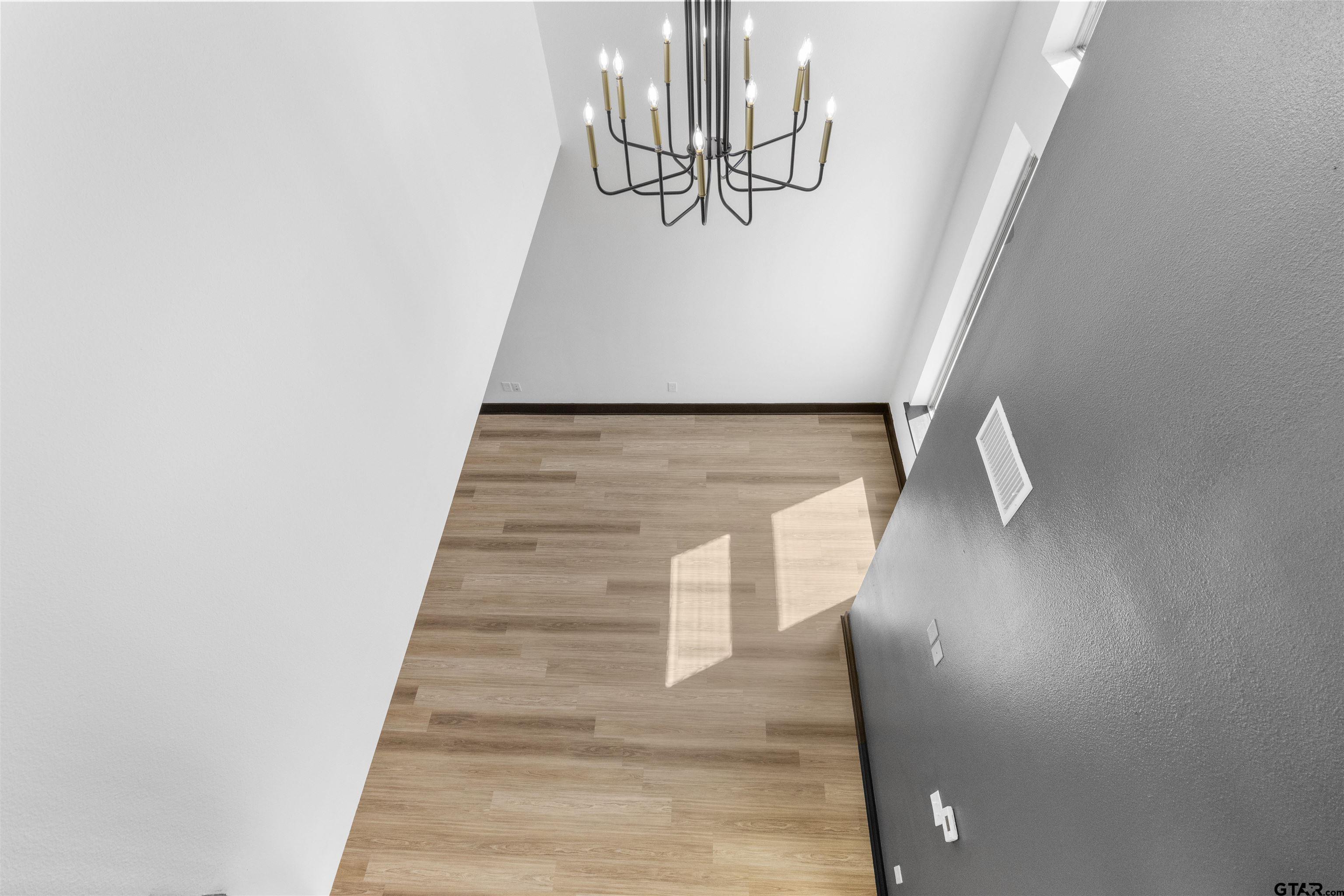 1212 Centennial Trail