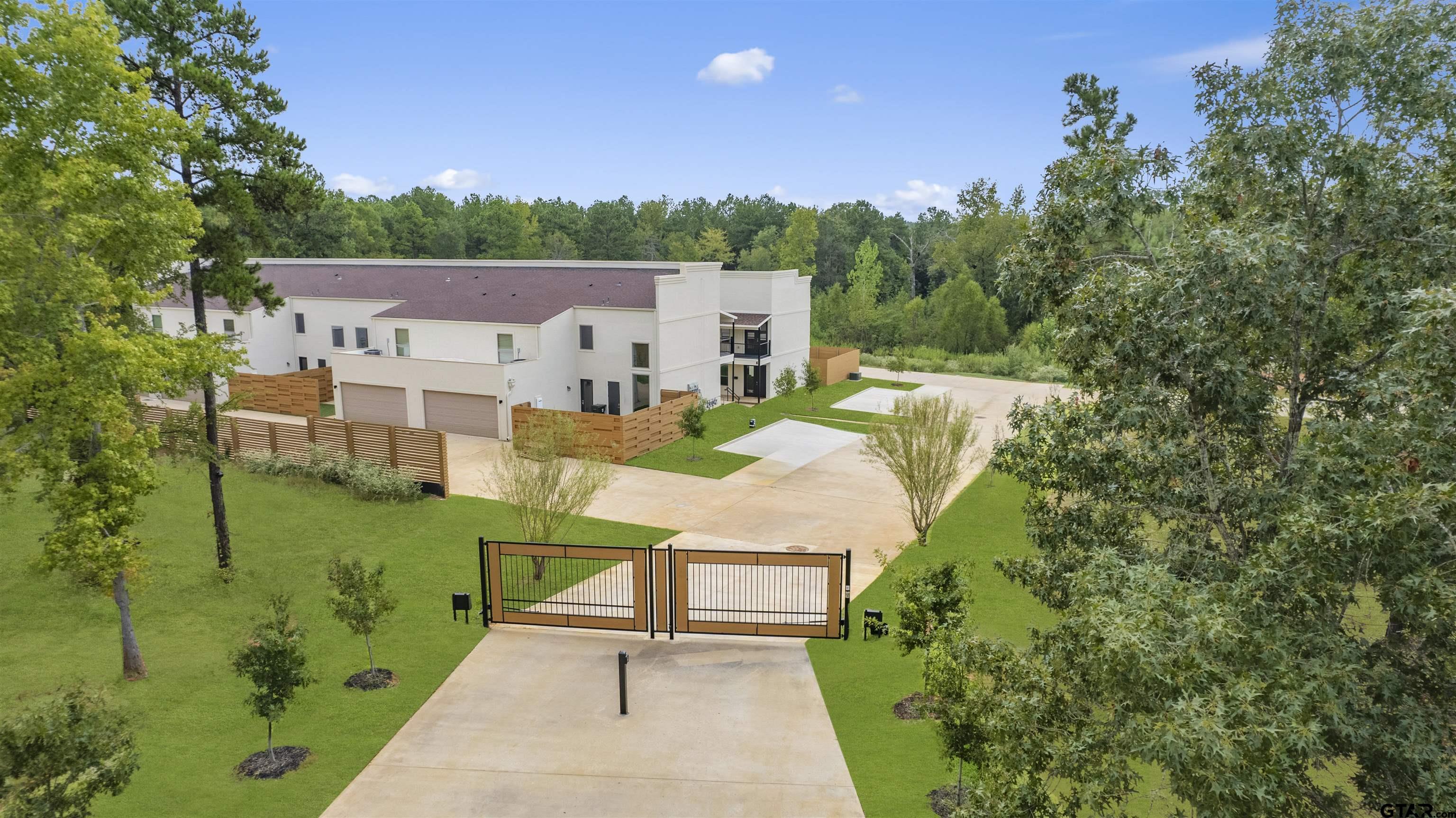 1212 Centennial Trail