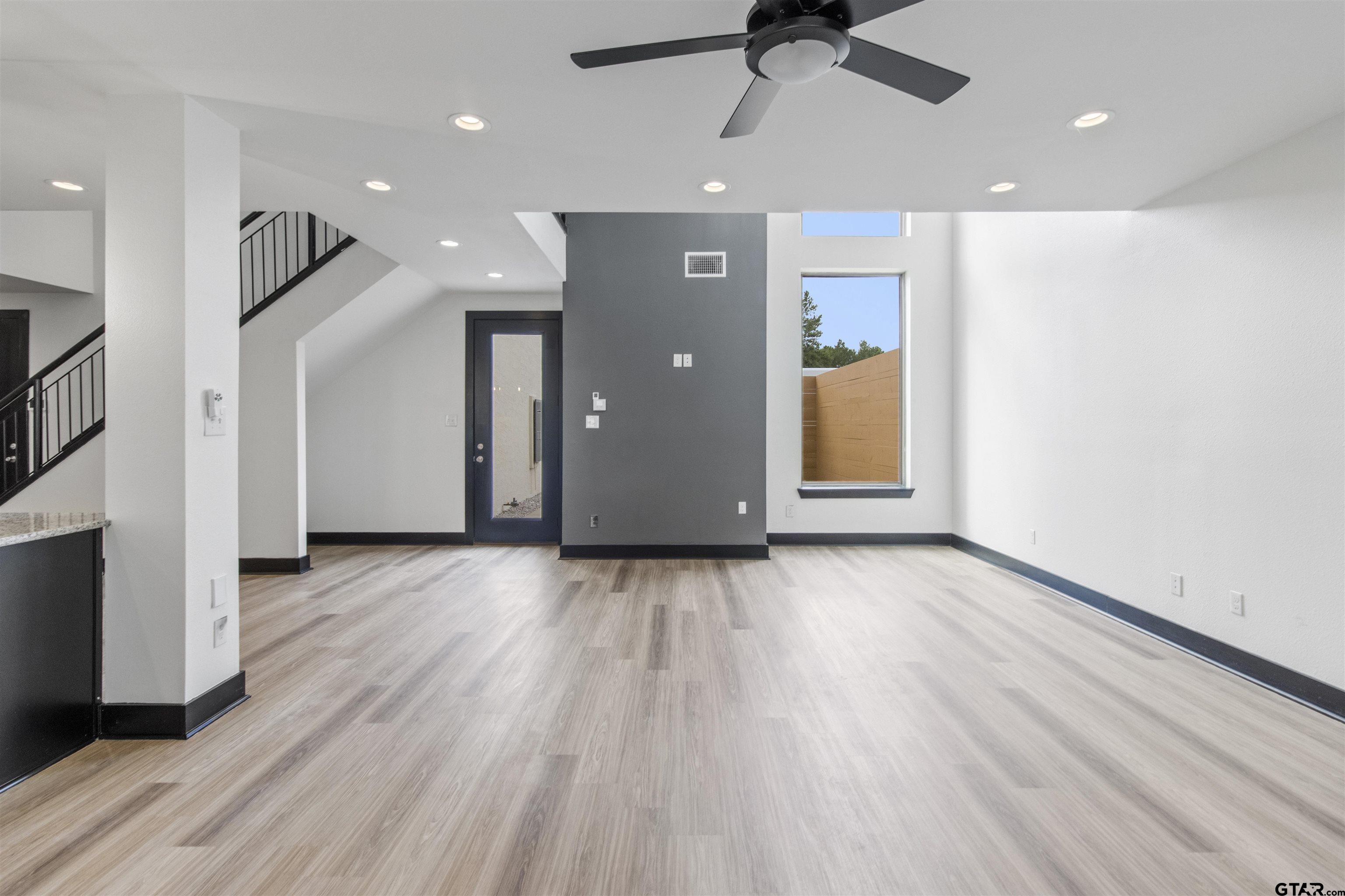 1212 Centennial Trl Unit C