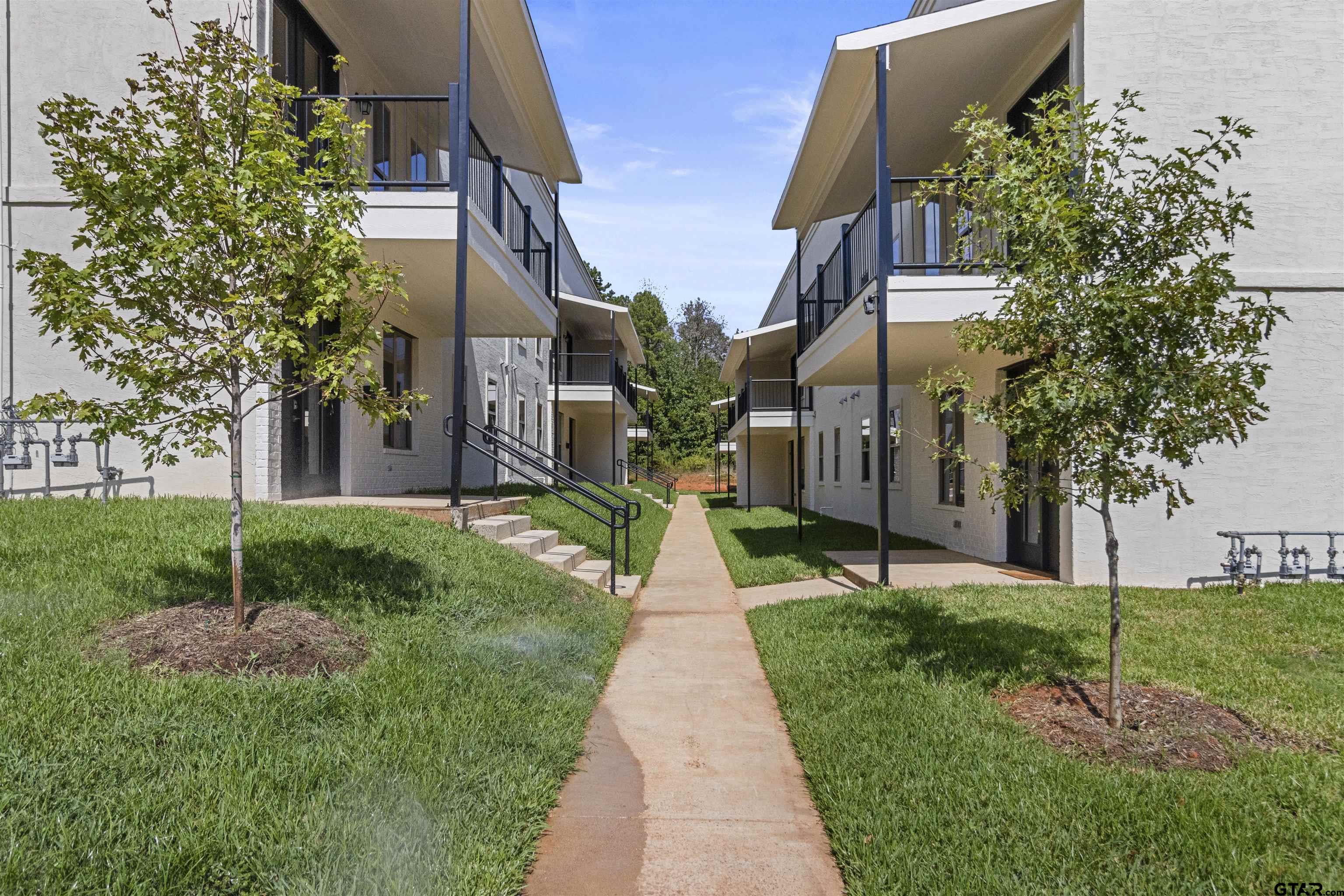 1212 Centennial Trl Unit C