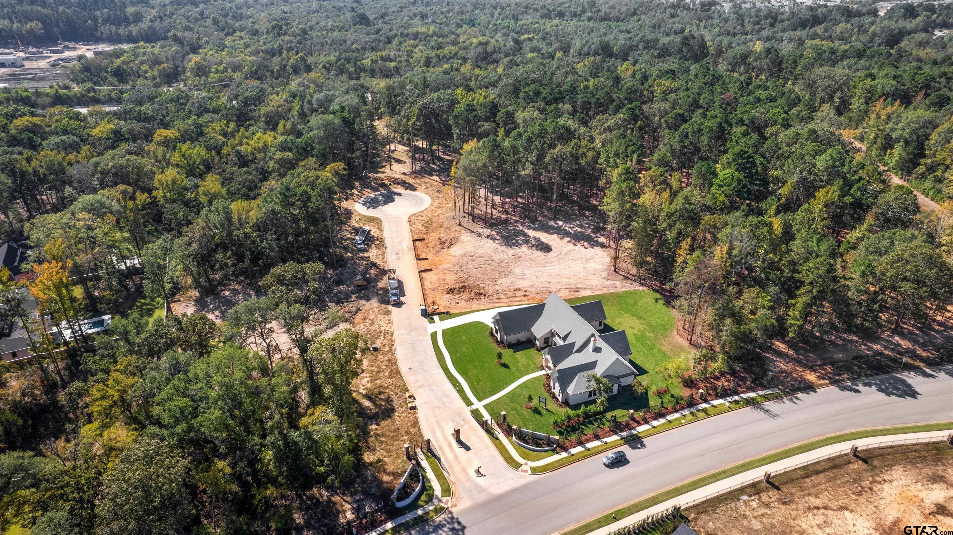 1915 Magnolia Trail