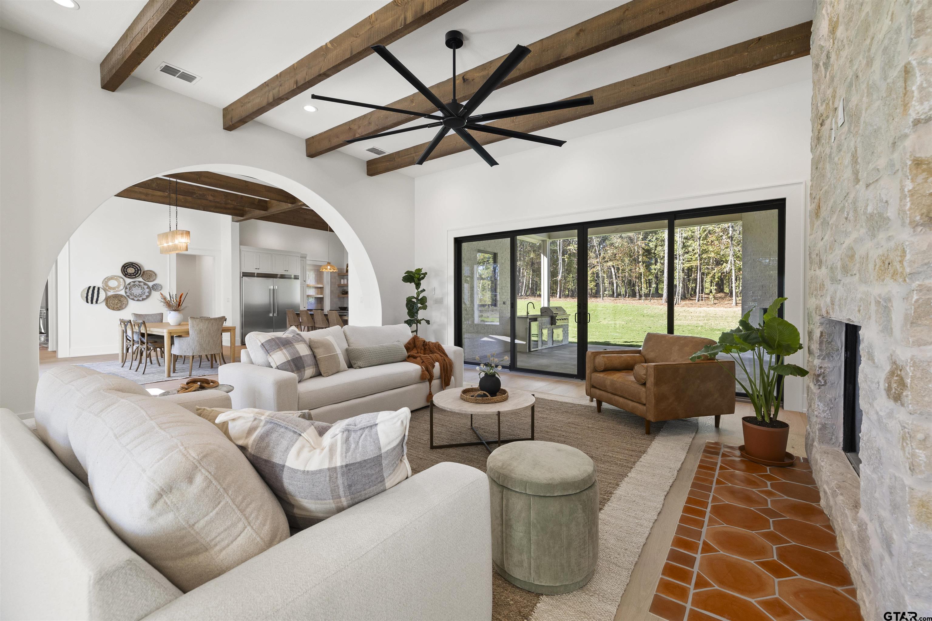 1915 Magnolia Trail