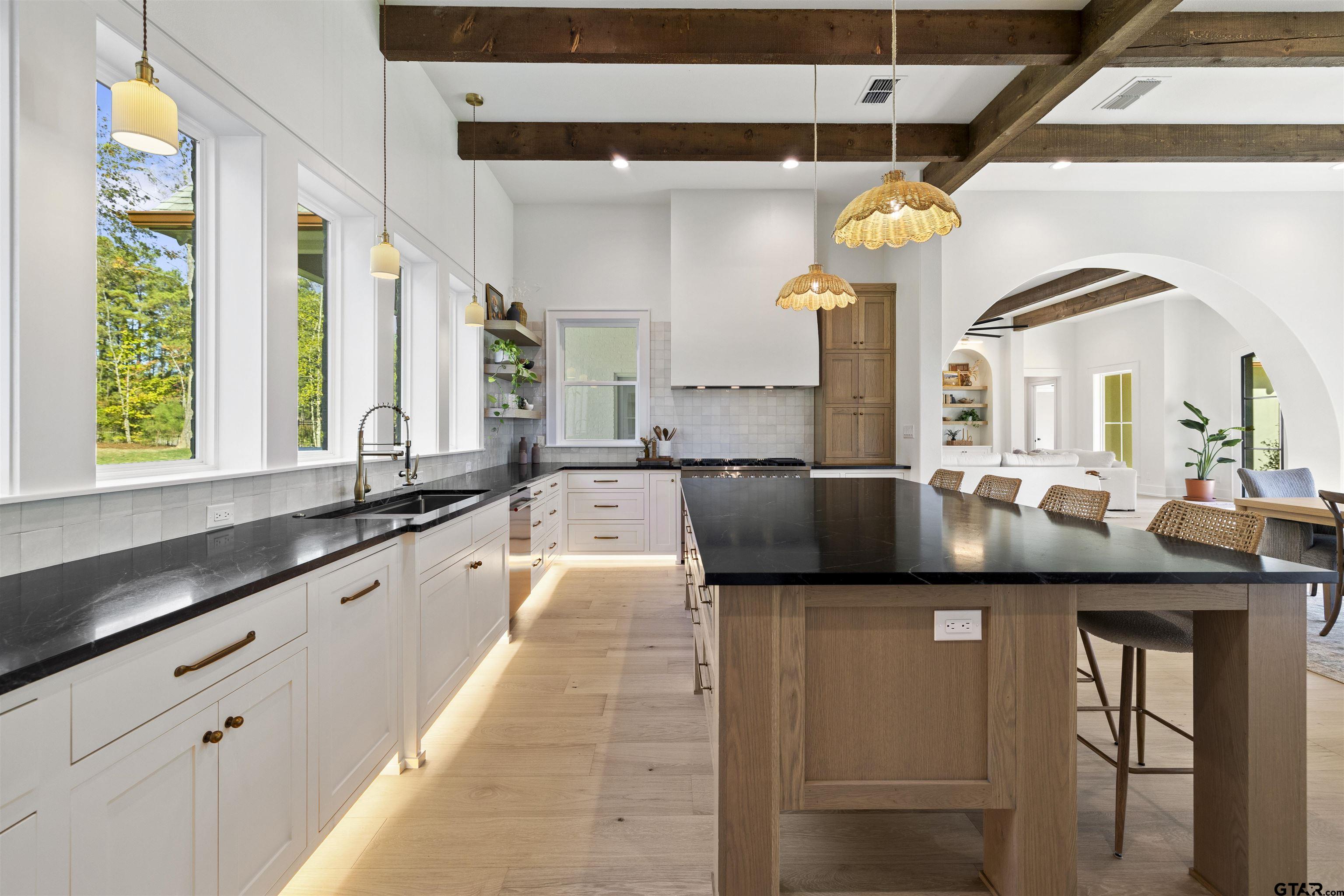 1915 Magnolia Trail