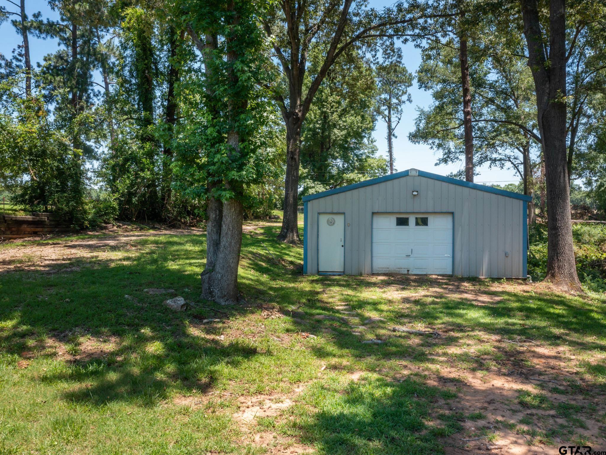 15606 McElroy Rd