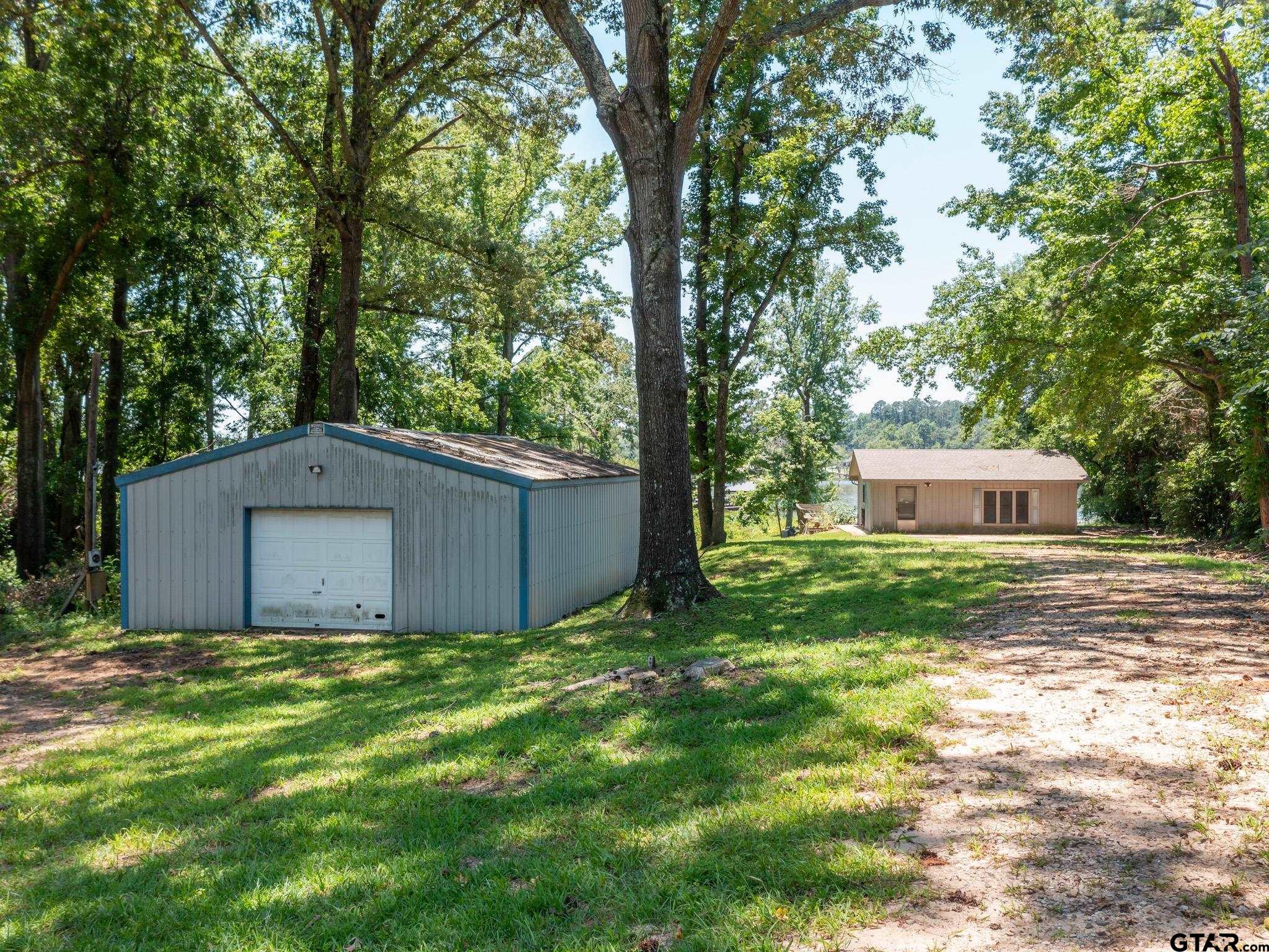 15606 McElroy Rd