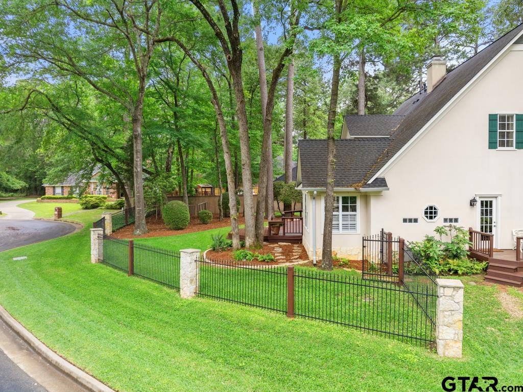 3502 Woods Blvd