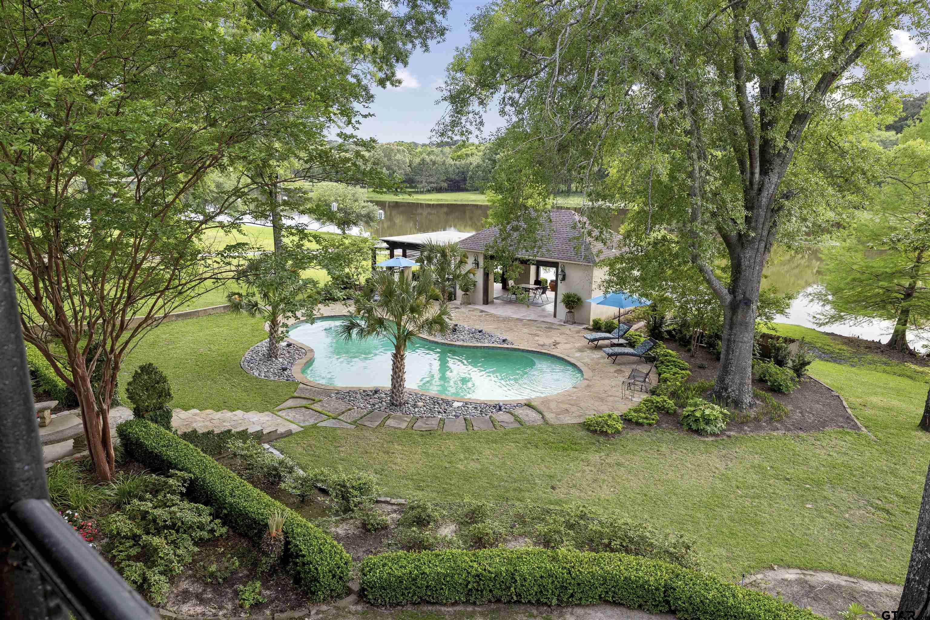 3920 Smelley Road