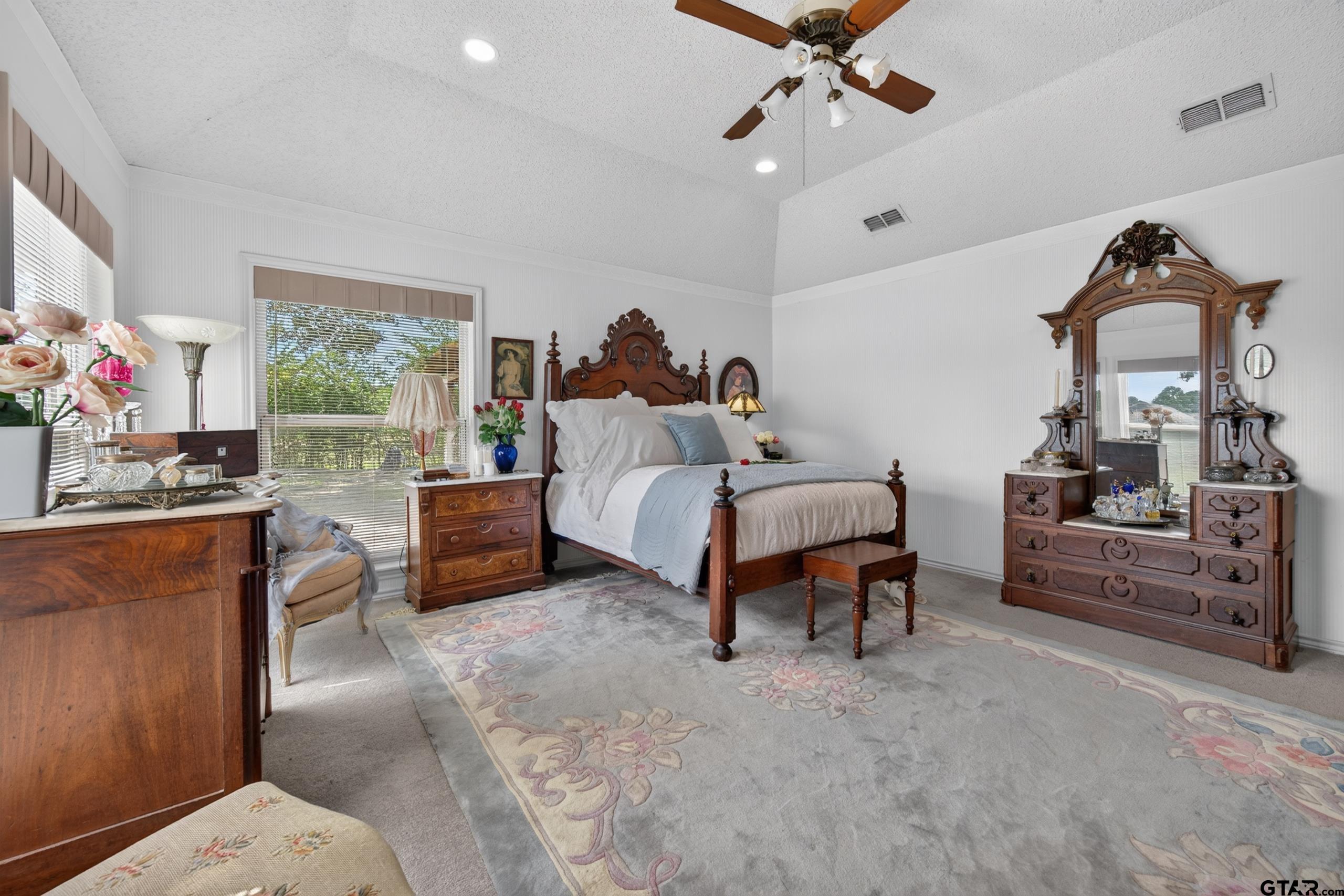 12075 W Lake Drive