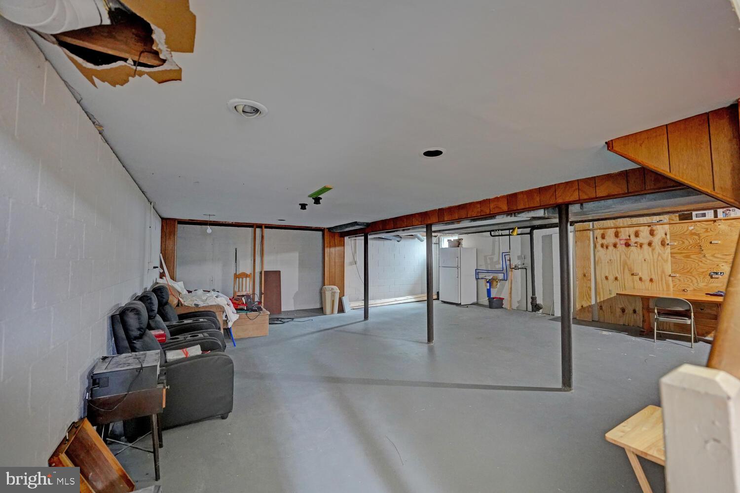 606 WYOMING AVENUE