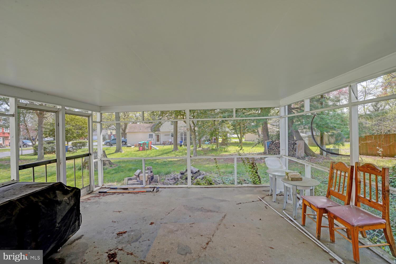 606 WYOMING AVENUE