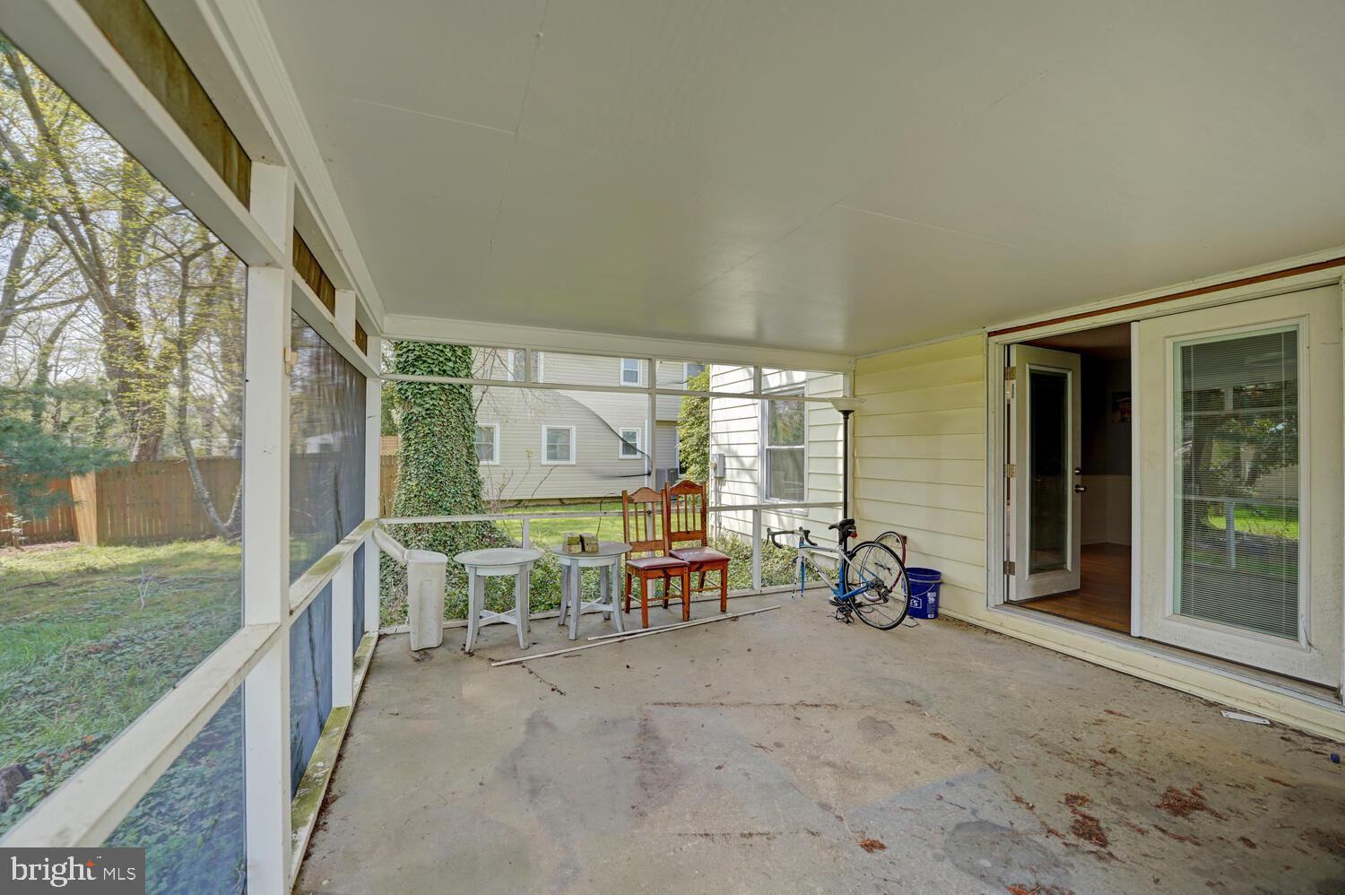 606 WYOMING AVENUE
