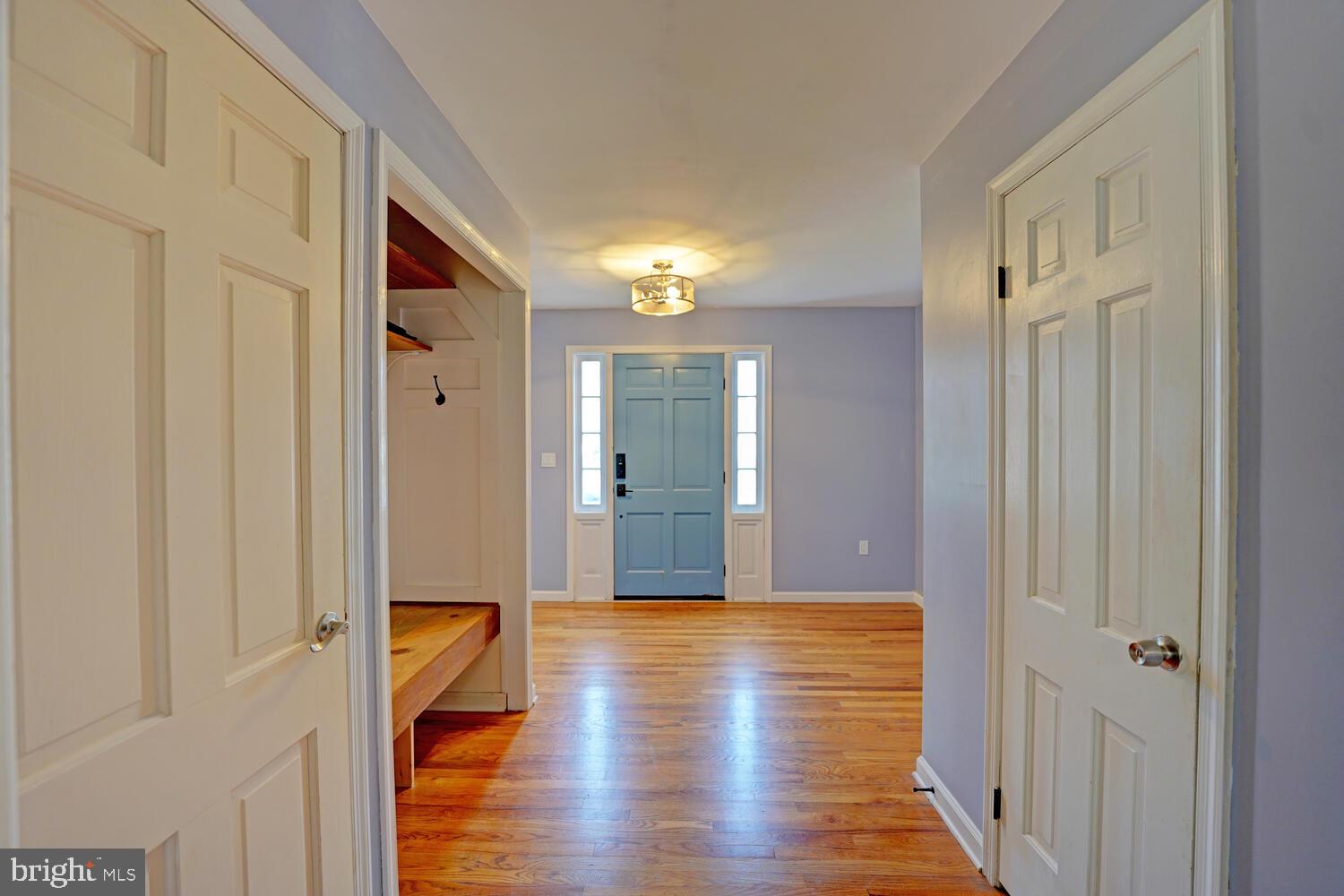 606 WYOMING AVENUE