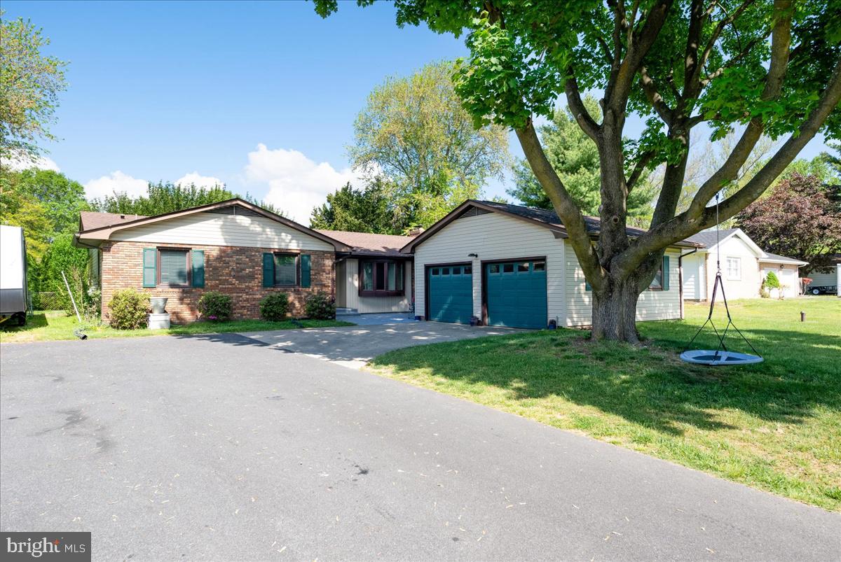 44 MEADOW GLEN DRIVE