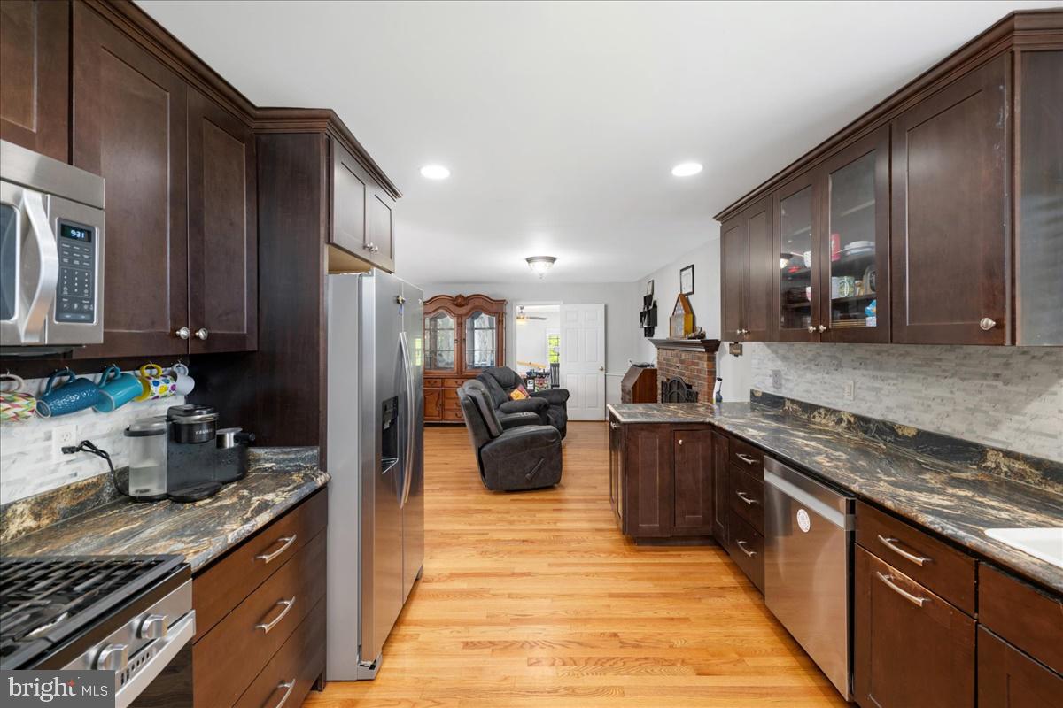 44 MEADOW GLEN DRIVE