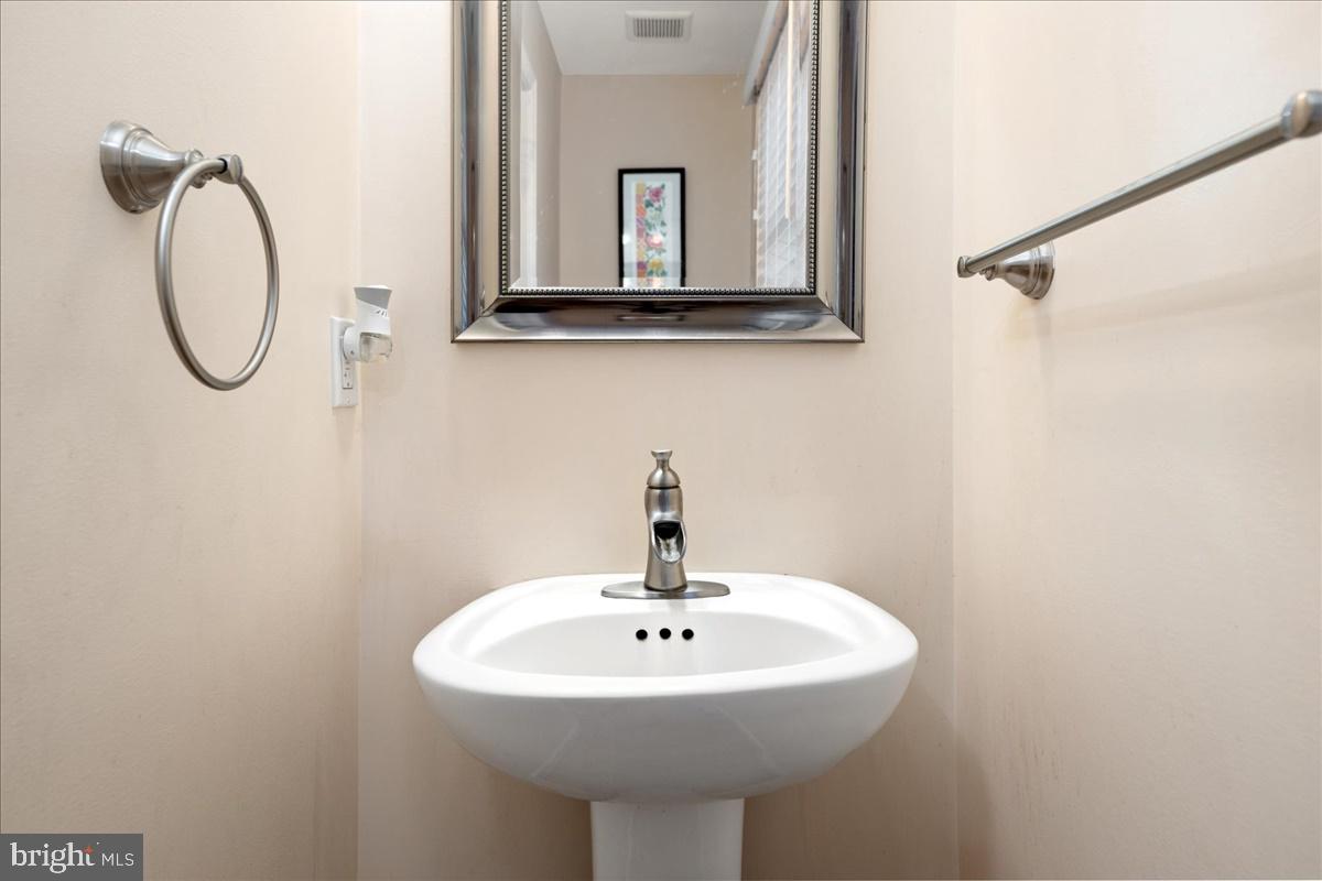 44 MEADOW GLEN DRIVE