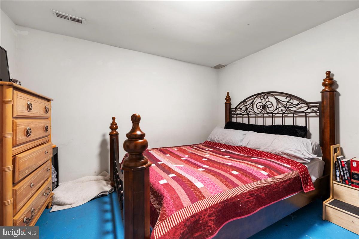 44 MEADOW GLEN DRIVE