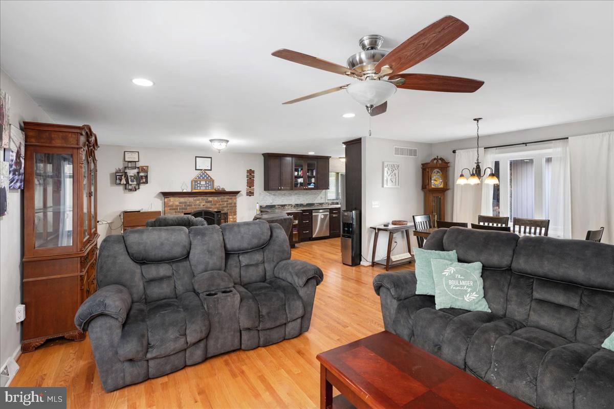 44 MEADOW GLEN DRIVE